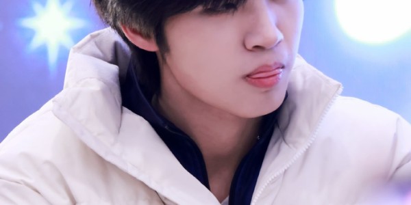 开云App-钎城昨日赛场碎片曝光，站姐愚人节团建引热议|钎城-周诣涛|线下活动_新浪体育_新浪新闻