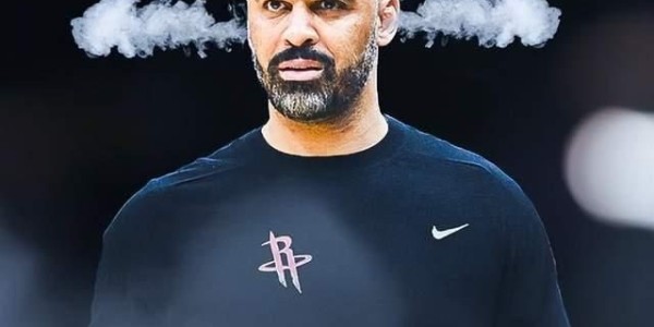 开云App-费尔蒂塔达成3亿交易！火箭五少合砍84分，乌度卡培养37岁老将|凯文·杜兰特|史密斯|WNBA|休斯顿|菲尼克斯太阳队_新浪体育_新浪新闻