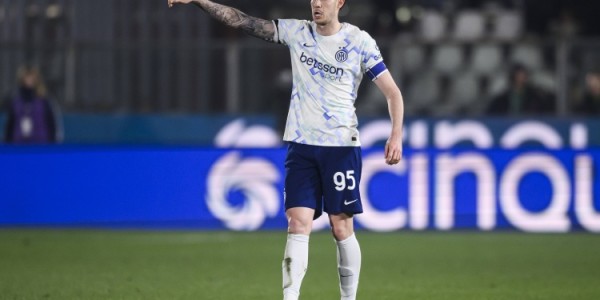 开云体育-罗马诺：巴萨已经开始接触巴斯托尼，国米要价不会低于5000万欧元