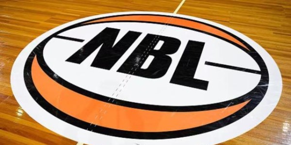 开云下载-【体坛篮球秀】周琦东南飞！收入降一半为何去凤凰？