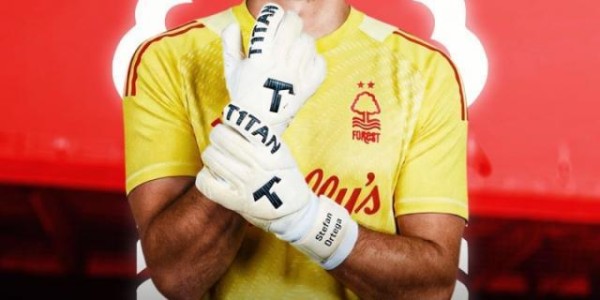 开云下载-【早报】仍然领跑，枪手大胜白玫瑰止颓！